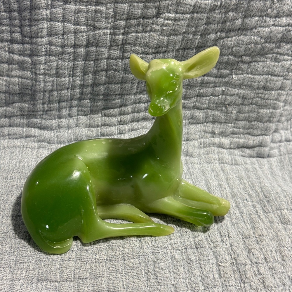 Vintage 1960s Gino Ruggeri Faux Green Jade Resting‎ Doe Deer Figurine WONY Italy